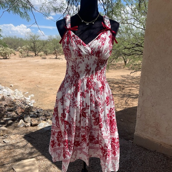 Red and white shirred waist Sun Dress - Picture 1 of 10